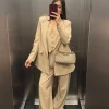 Giacca bacchettata beige